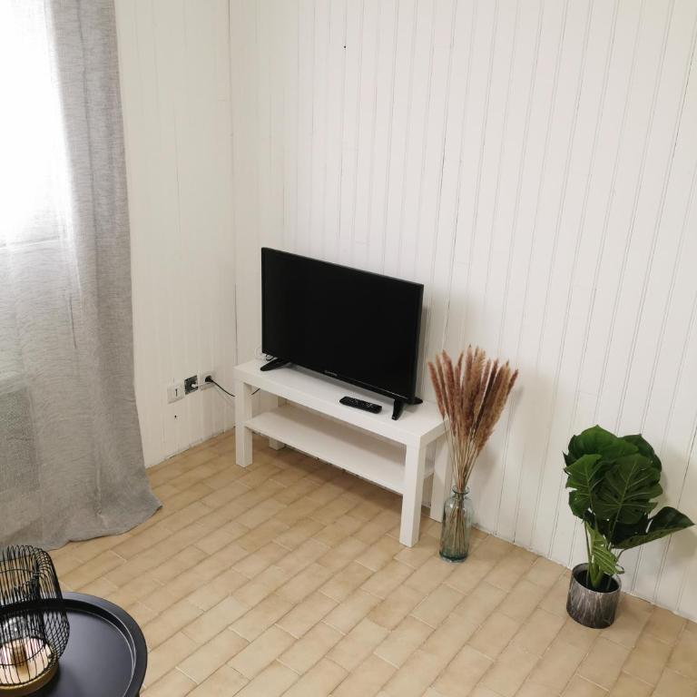 Jolie studio avec la vue sur la mer - One-Bedroom Apartment - 3