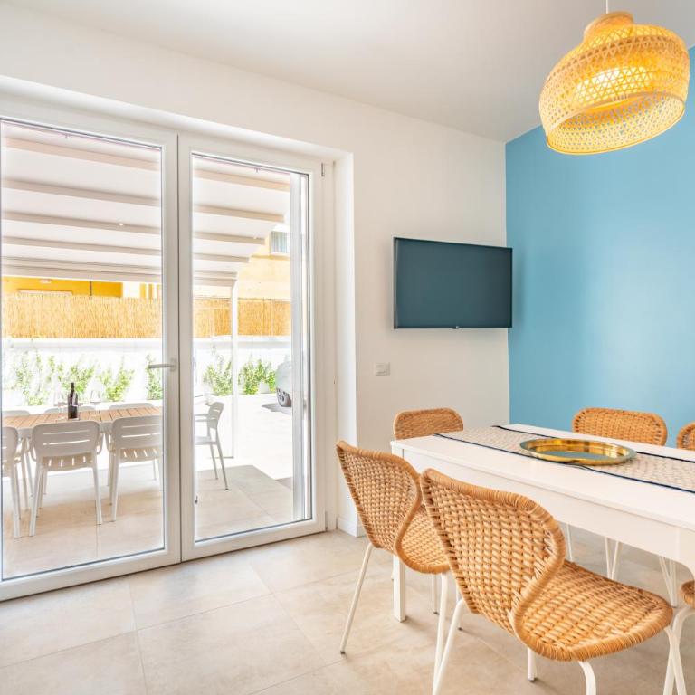 Oltremare, Patio, two steps from the sea - Appartamento con 2 Camere da Letto - 43