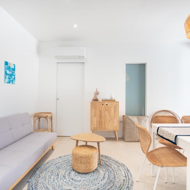 Oltremare, Patio, two steps from the sea - Appartamento con 2 Camere da Letto - 38