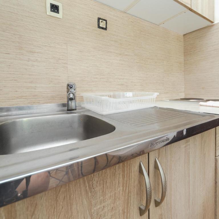 Guest House Zuber - Studio sa Balkonom - 11