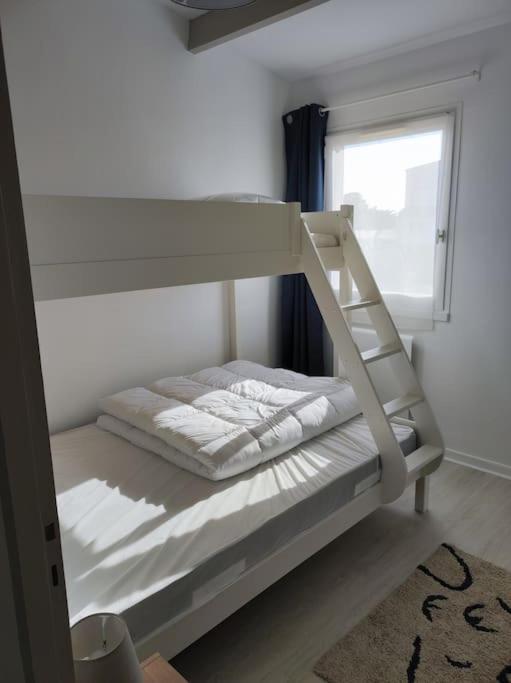 Charmante maison proche plage mer quartier calme - Two-Bedroom House - 10