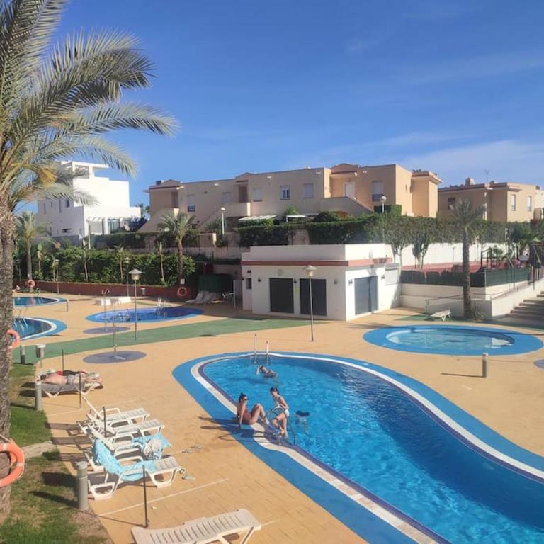 Vera playa Puerto Rey Mar, piscina y ubicación inmejorable - Apartamento de 2 dormitorios - 7