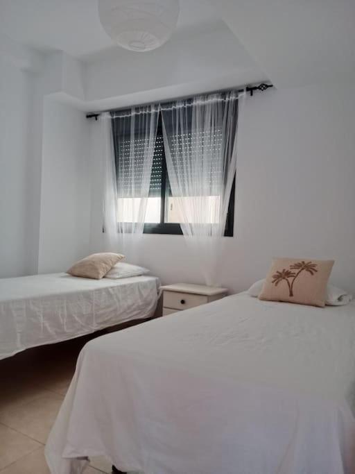 Vera playa Puerto Rey Mar, piscina y ubicación inmejorable - Apartamento de 2 dormitorios - 5