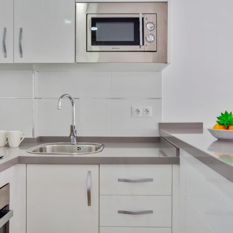 Vistamarina 101 by IVI Real Estate - Apartamento con terraza - 6