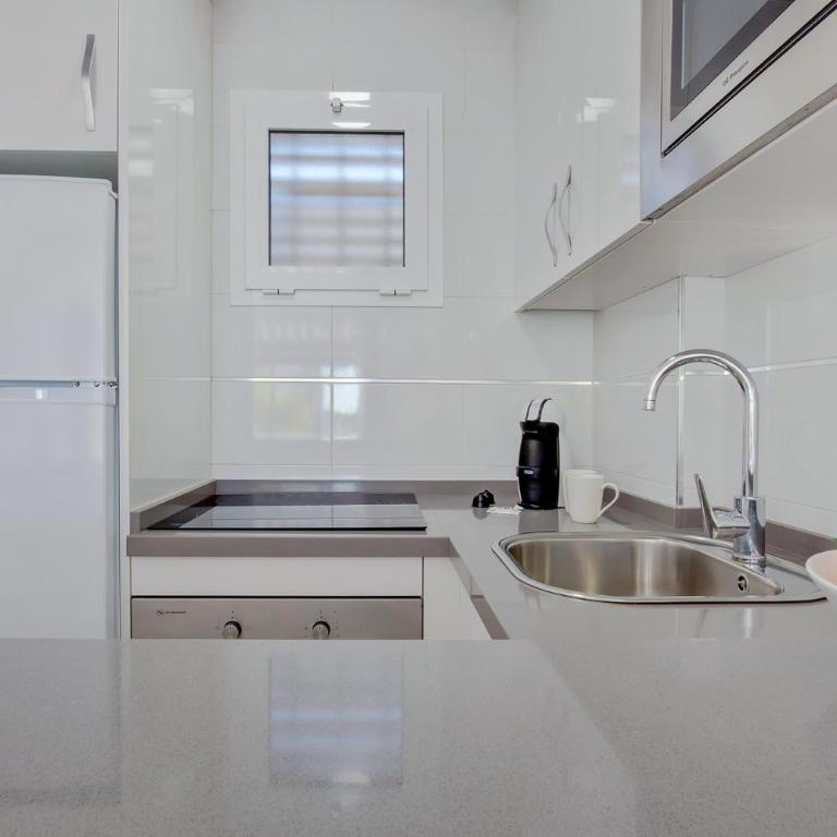 Vistamarina 101 by IVI Real Estate - Apartamento con terraza - 18