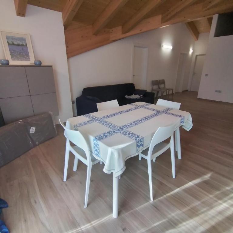 Ciasa Erica - Val di Non - Three-Bedroom Apartment - 16