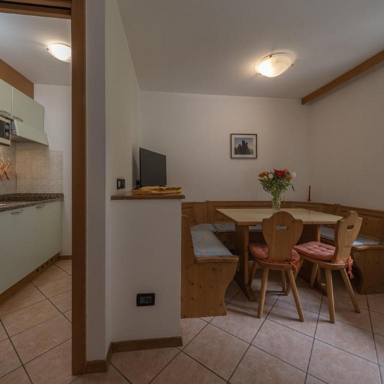 Residence Kristall- Fiemme Holidays - Appartamento con 1 Camera da Letto e Vista Montagna (6 Adulti) - 8