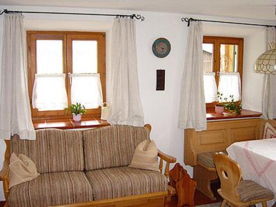 Ferienwohnung Diechtler inkl. Chiemgaukarte - Apartment mit Terrasse - 1