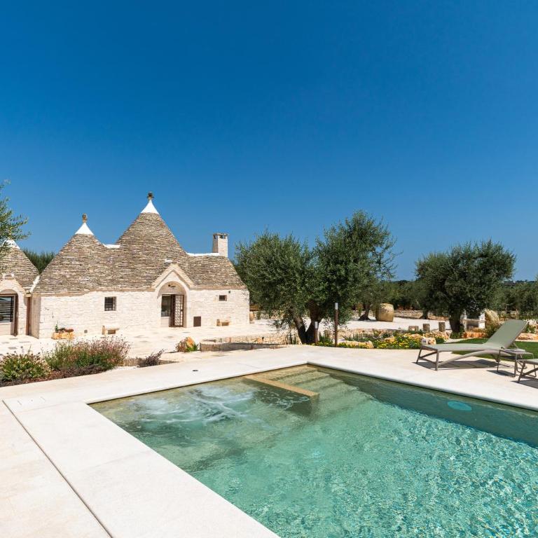 Trulli Salamida - Three-Bedroom House - 6
