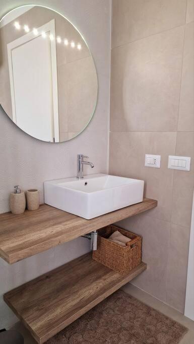 Olivella21 Luxury Apartment Montesanto - Appartamento con 1 Camera da Letto - 18