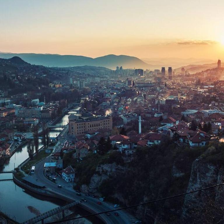 Udoban i moderan stan u Sarajevu. - One-Bedroom Apartment - 13