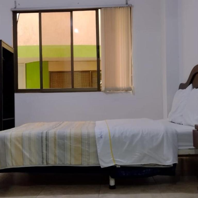 HOTEL DEL PARQUE VELEZ Santander - Double Room - 4