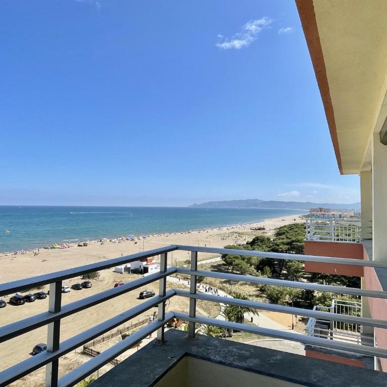 CAP CASTELL 8-A - Two-Bedroom Apartment - 8