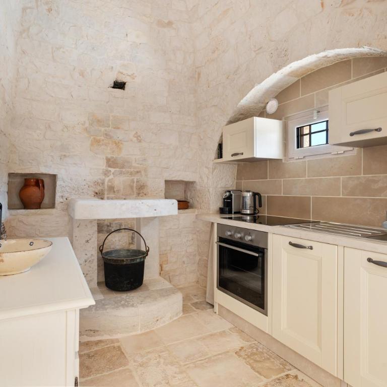 Trulli Salamida - Three-Bedroom House - 5