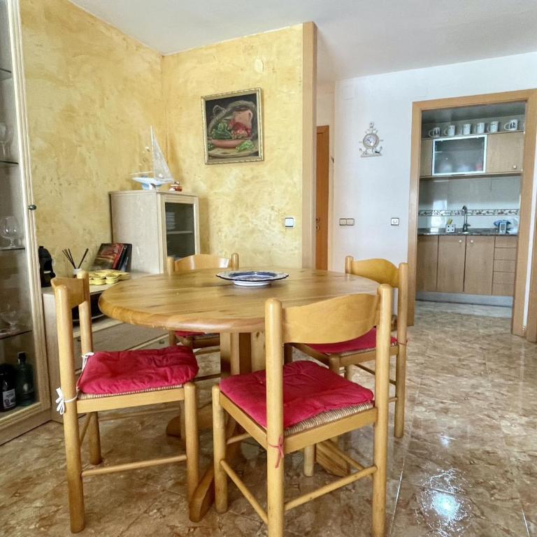 Rocamaura I D 1-2 - Two-Bedroom Apartment - 10