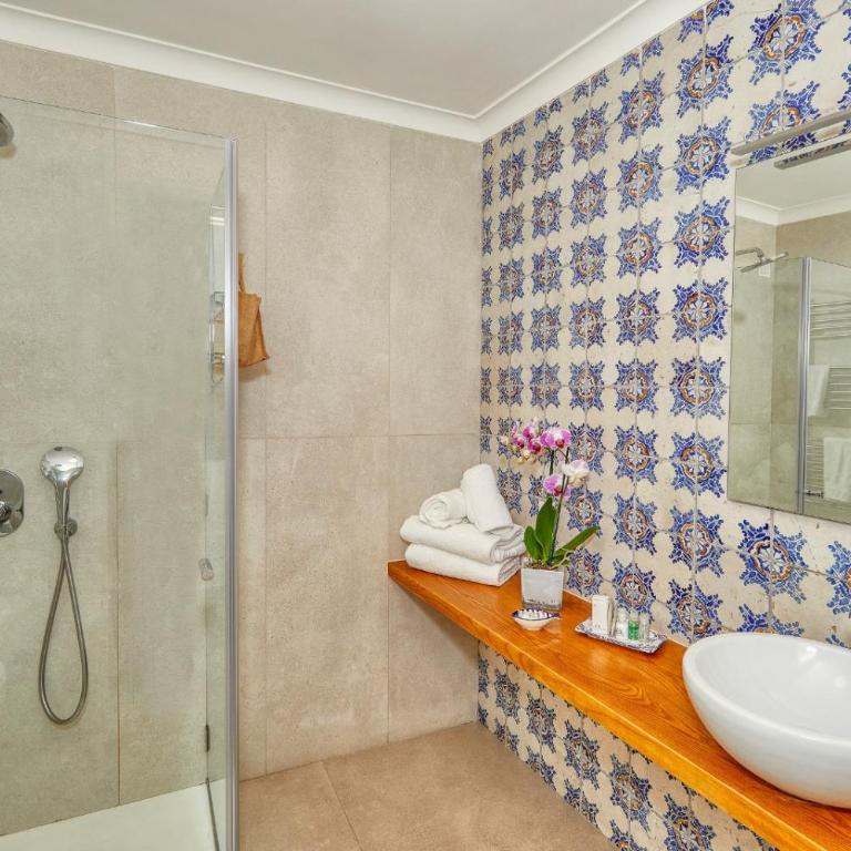 Villa Giardini Luxury Room - Camera Matrimoniale Deluxe con Balcone - 3