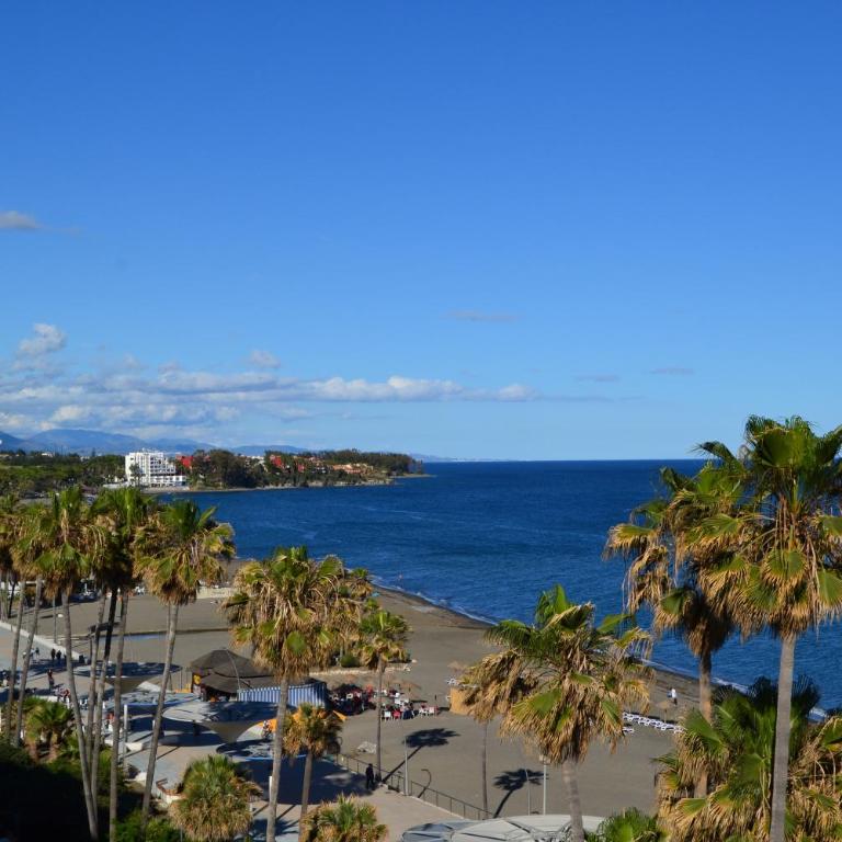 SunnyPalms - Beachfront Penthouse with stunning sea view - Two-Bedroom Apartment - 34