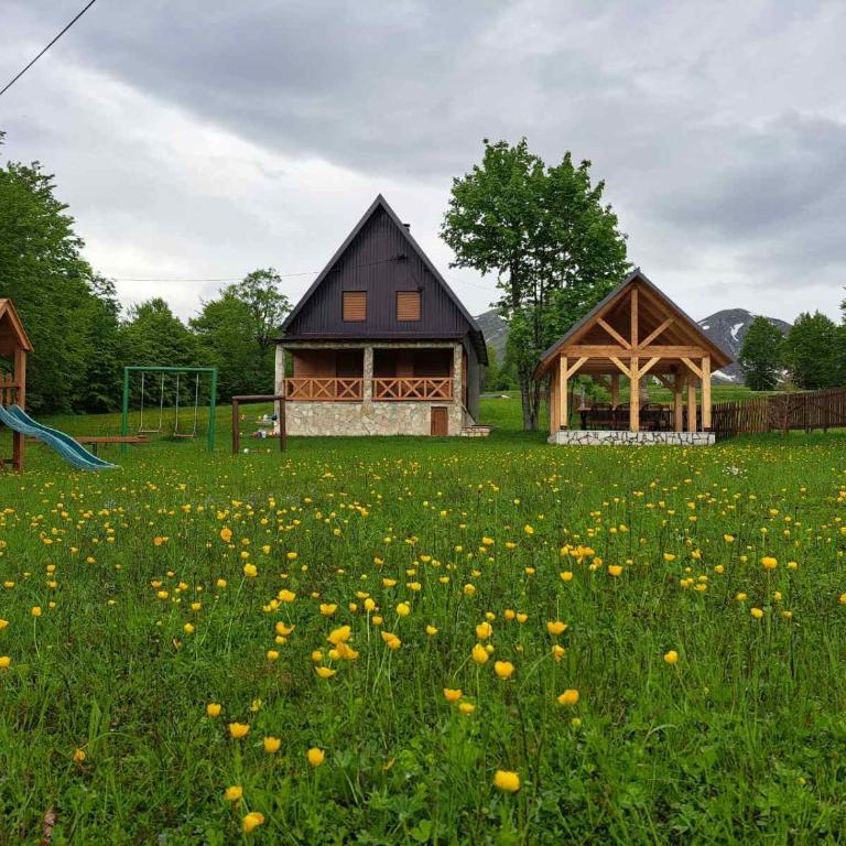 Vila Durmitor Nest Krstajic - Three-Bedroom House - 1
