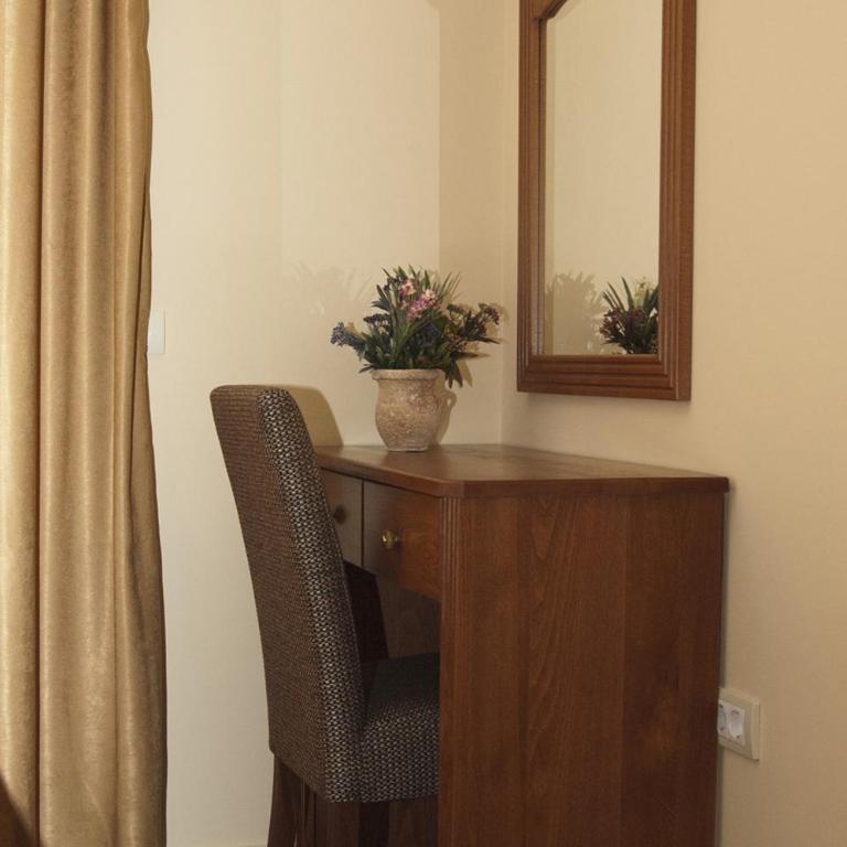 Apartment Petrović - Apartman tipa "Suite" sa 1 Spavaćom Sobom, Balkonom i Pogledom na More - 6