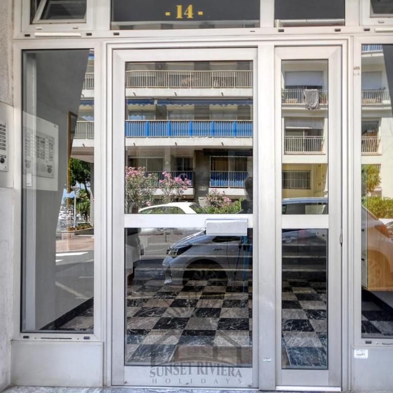 LE CARNOT Apartment for 2 By Sunset - Apartment - 11