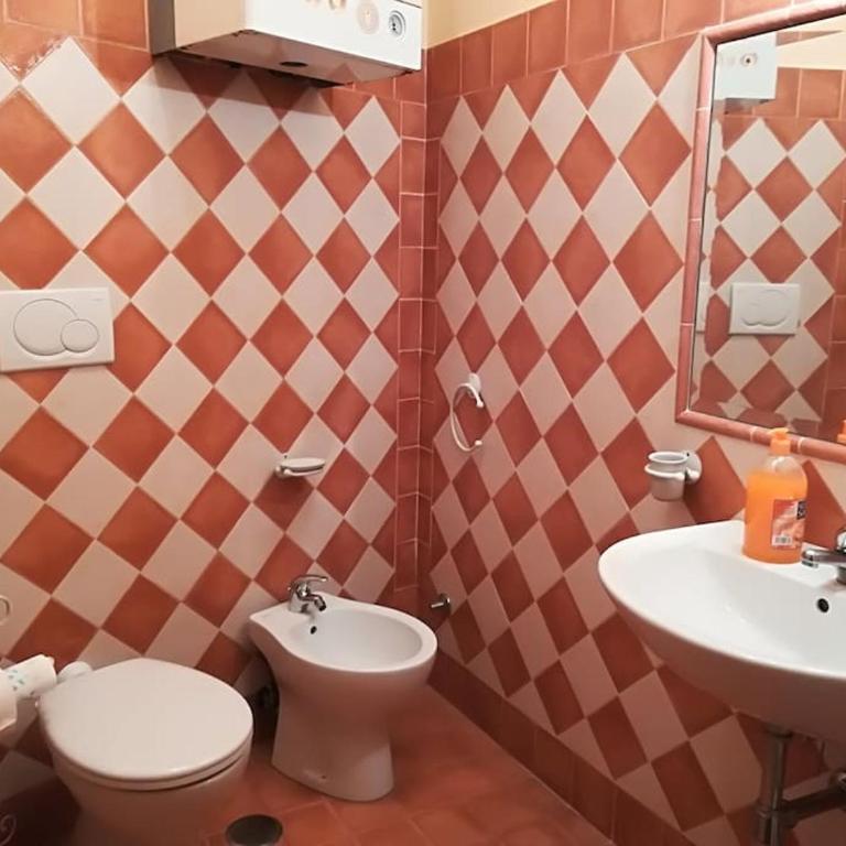 A Casa di Martina - Camera Matrimoniale/Doppia con Letti Singoli - 14