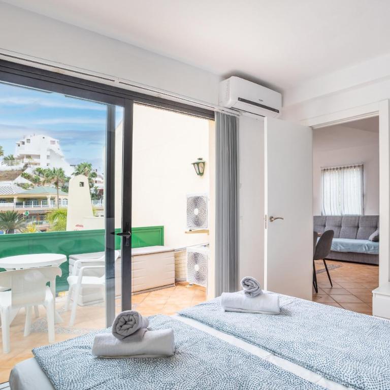 Sunny Home JK Mareverde Fanabe beach Love - Apartment with Terrace - 10