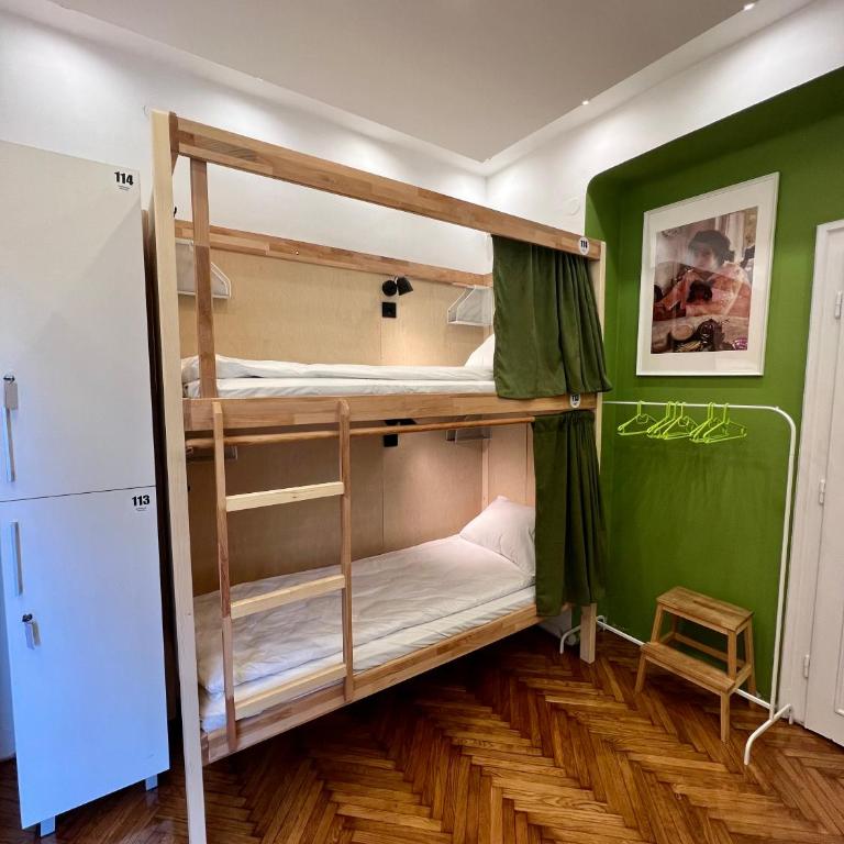 Cabbage Hostel - Krevet u 6-krevetnoj Mešanoj Spavaonici - 9