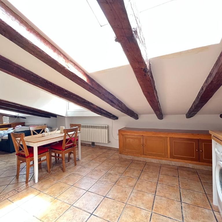Atico Atocha Ile Temporal - One-Bedroom Apartment - 15