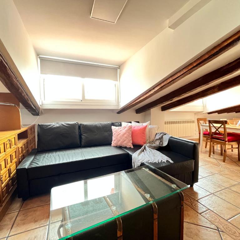 Atico Atocha Ile Temporal - One-Bedroom Apartment - 64