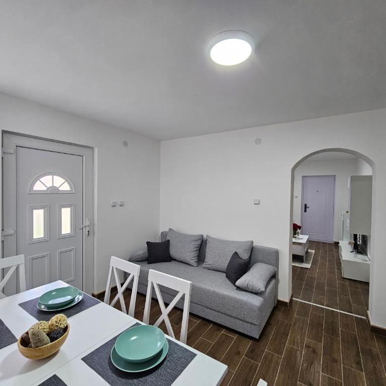 Apartmani Bambi 2 - Apartman sa 1 Spavaćom Sobom - 5
