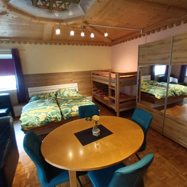 Zimmer und Appartement Marktcafe Sankt Peter am Kammersberg 87 - Apartment mit 1 Schlafzimmer - 1