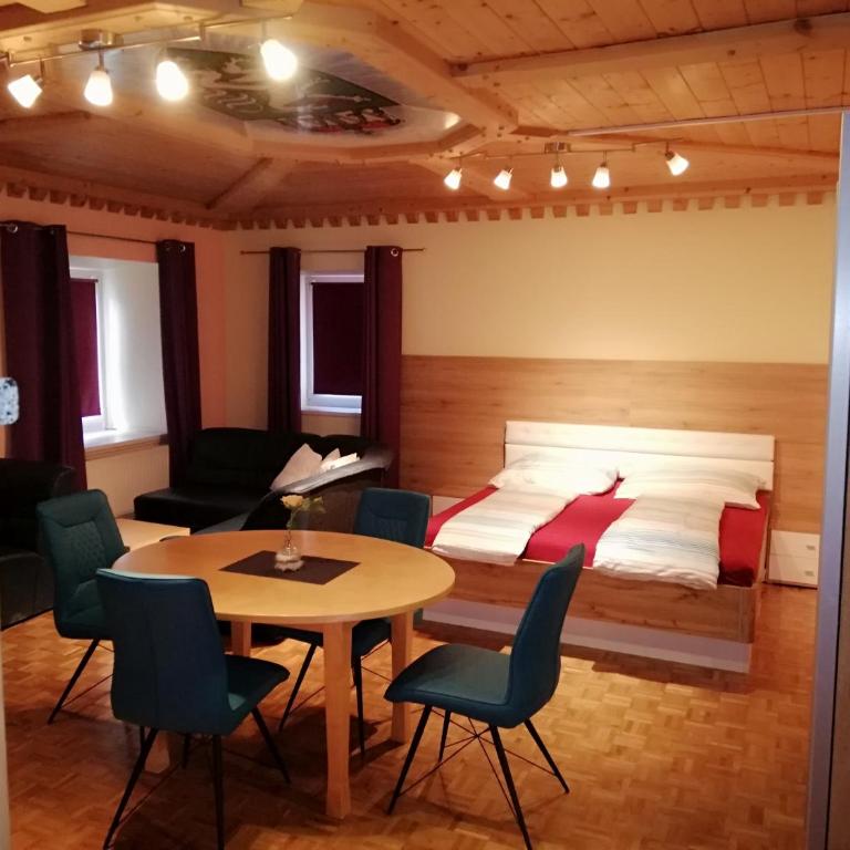 Zimmer und Appartement Marktcafe Sankt Peter am Kammersberg 87 - Apartment mit 1 Schlafzimmer - 3