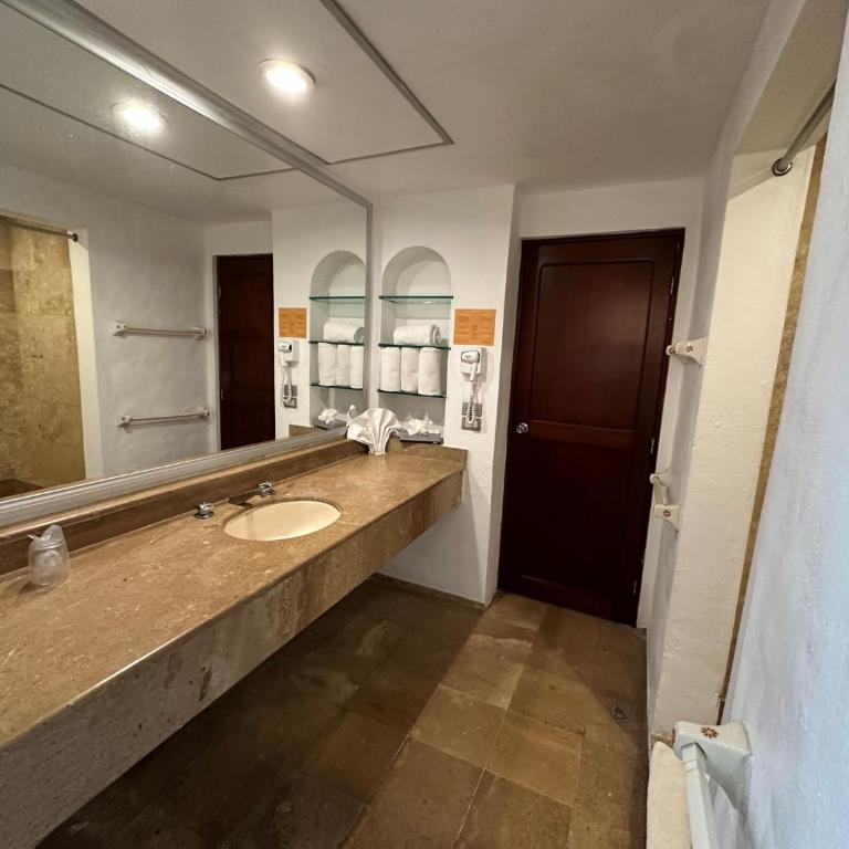 Hotel Quijote Inn - Suite de un dormitorio con cocina americana - 3