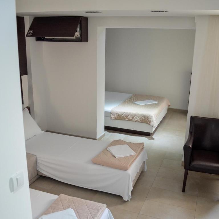 Apartments Good Night - Porodični Apartman Tipa "Suite" sa Balkonom - 1