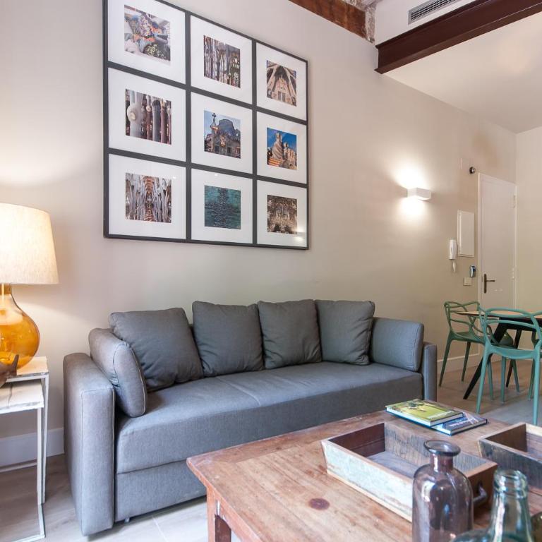 Weflating Suites Sant Antoni Market - Three-Bedroom Apartment - 10