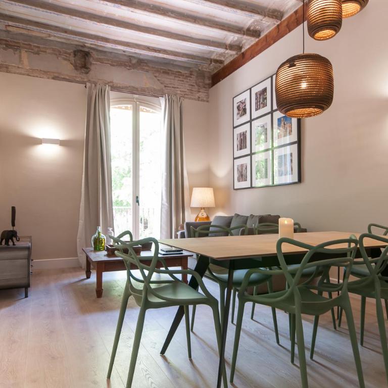 Weflating Suites Sant Antoni Market - Three-Bedroom Apartment - 11