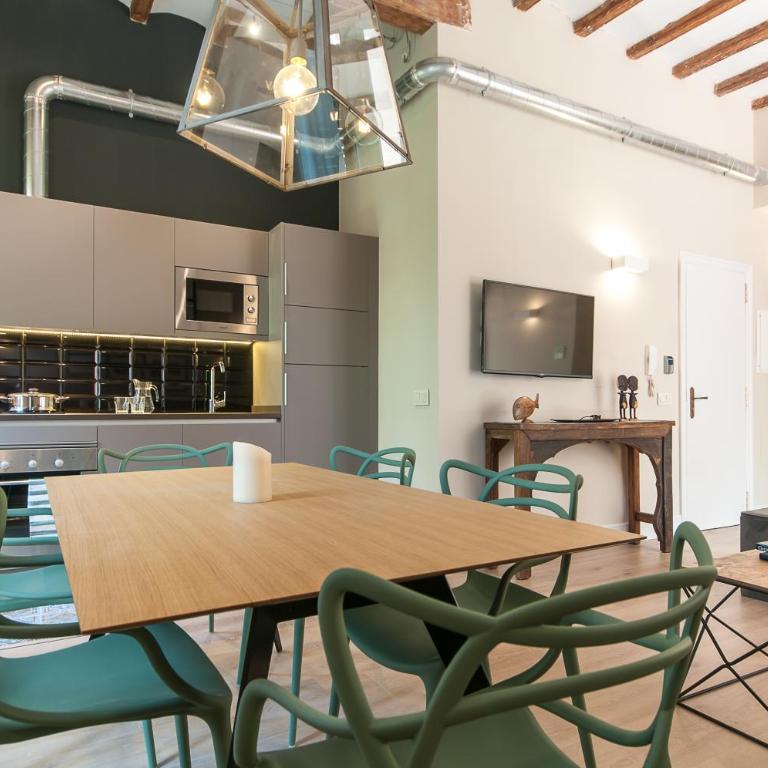 Weflating Suites Sant Antoni Market - Three-Bedroom Apartment with Terrace - 10