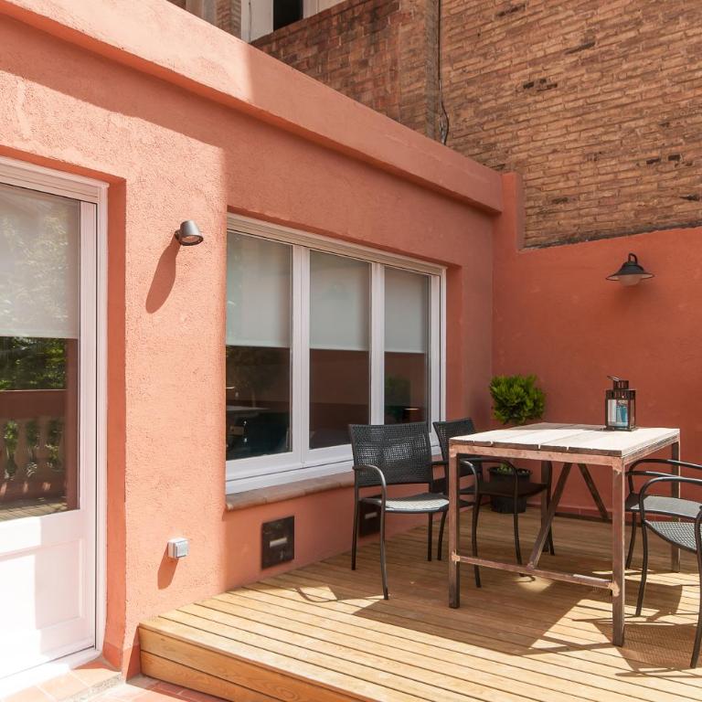 Weflating Suites Sant Antoni Market - Three-Bedroom Apartment with Terrace - 17