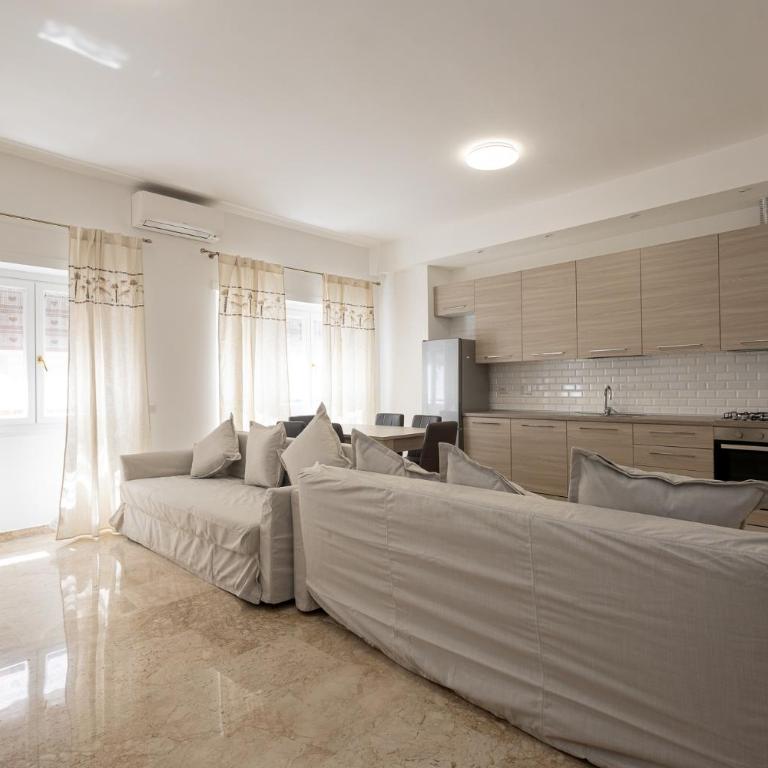 Jmartins Vatican 2 - Two-Bedroom Apartment - 10