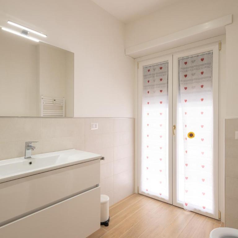 Jmartins Vatican 2 - Two-Bedroom Apartment - 23