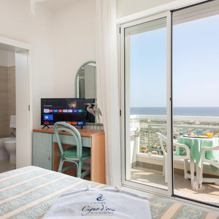 Hotel Cigno D'Oro - Double or Twin Room with Balcony and Sea View - 7
