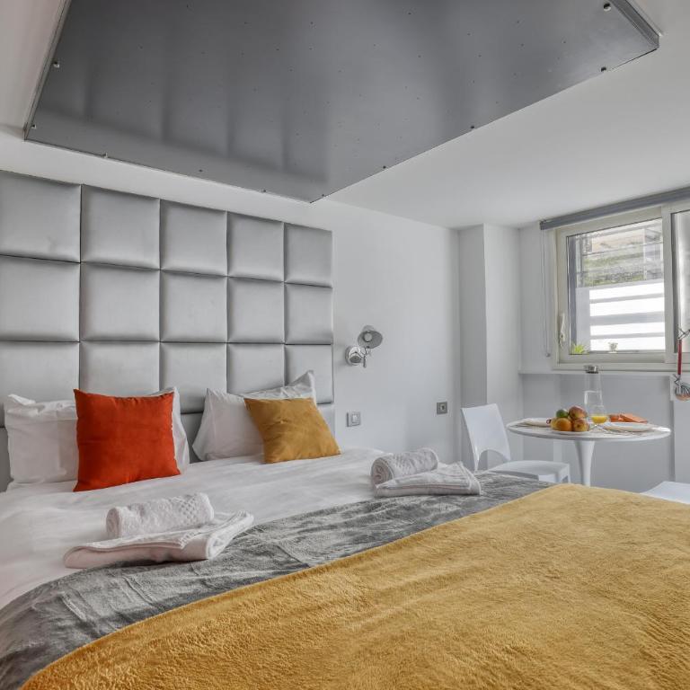 Branded New and Comfy Studio - Heart of Paris 3 - Studio Deluxe - 3