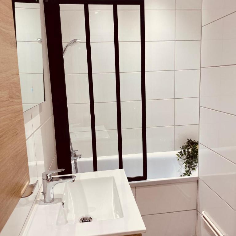 Logement confortable, Nancy Thermal, Parc Ste-Marie - Appartement 2 Chambres - 6