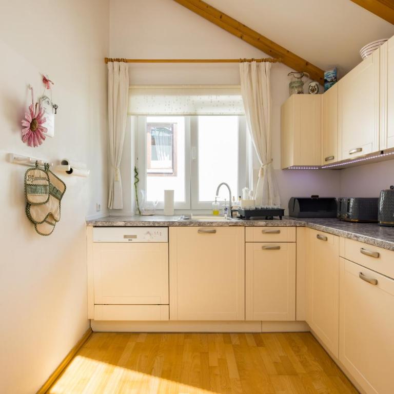 Pfamhaus Luxury Apartments - Three-Bedroom Townhouse - 15