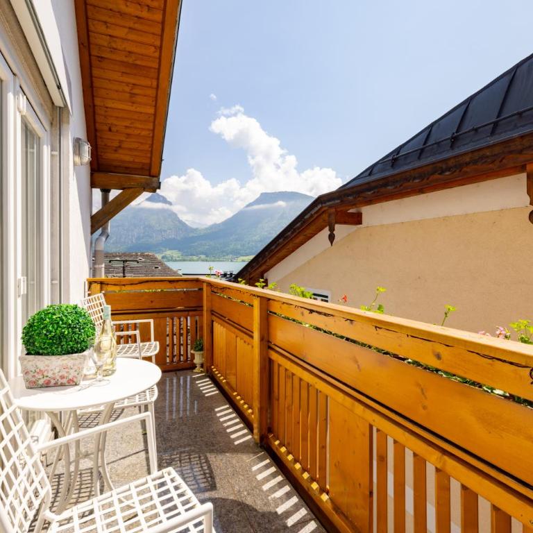 Pfamhaus Luxury Apartments - Three-Bedroom Townhouse - 32