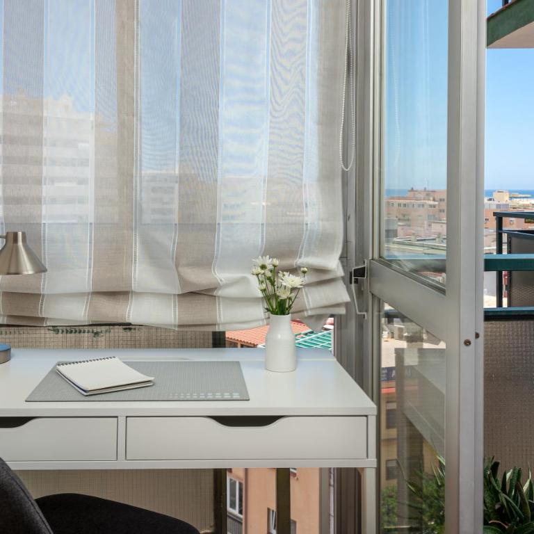 Apartment with terrace - City center and near the beach - Apartamento de 2 dormitorios - 8