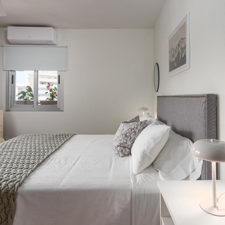 Apartment with terrace - City center and near the beach - Apartamento de 2 dormitorios - 9