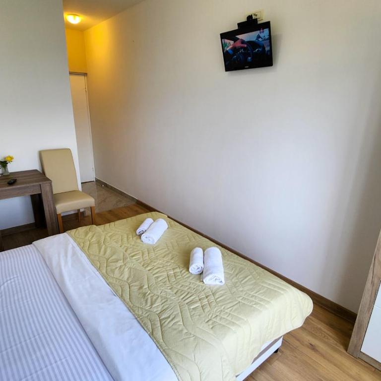 Apartments Maxi Katić - Double Room with Sea View - 5