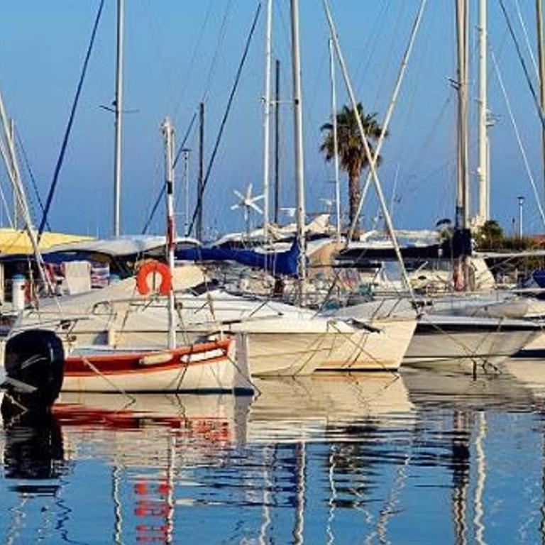Studio face mer avec parking privé - Le Lavandou - FR-1-251-252 - Appartement (3 Adultes) - 7