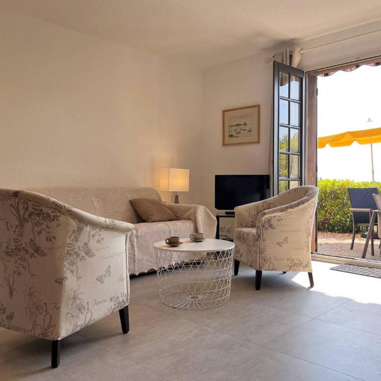 Maison Calme 3 Pièces avec Terrasse, Clim et Garage - Le Lavandou - FR-1-251-502 - Maison de Vacances - 6